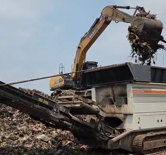 Machine mobility and local presence is key